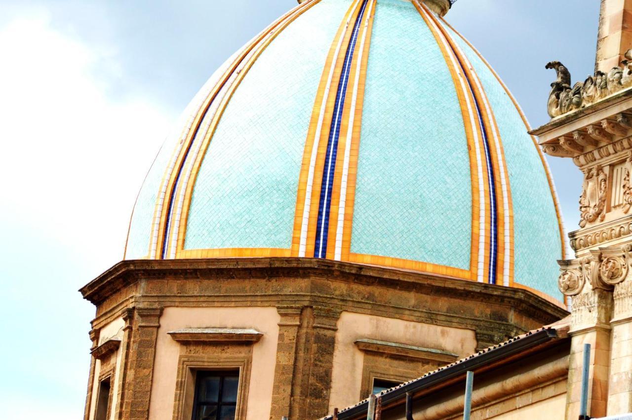 فندق I Colori Della Sicilia كالتاجيروني المظهر الخارجي الصورة